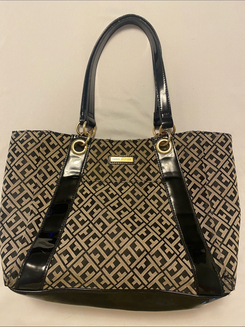 Tommy Hilfiger Black & Beige Signature Pattern Tote